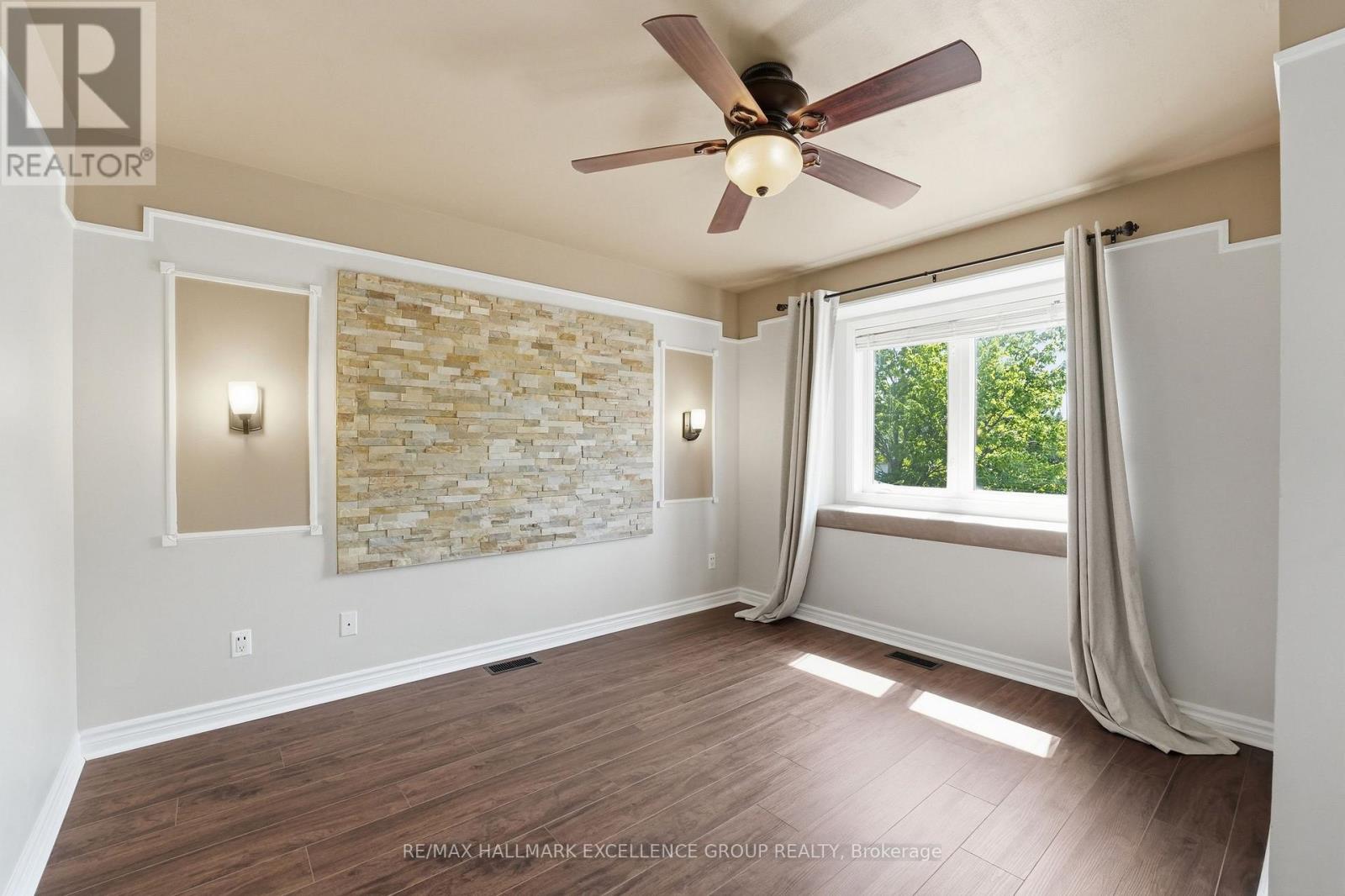 887 NESTING WAY - 25