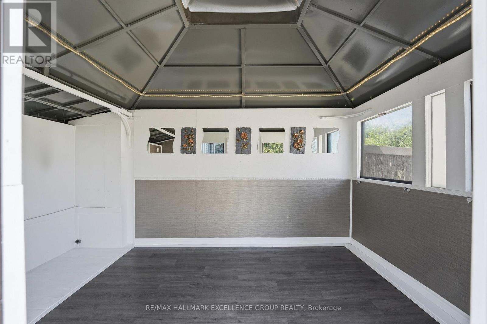 887 NESTING WAY - 42
