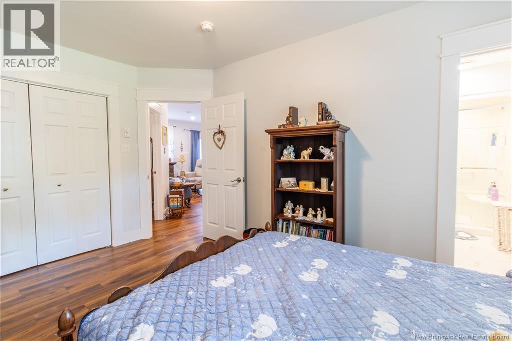 76 Pleasant Avenue - Image 15
