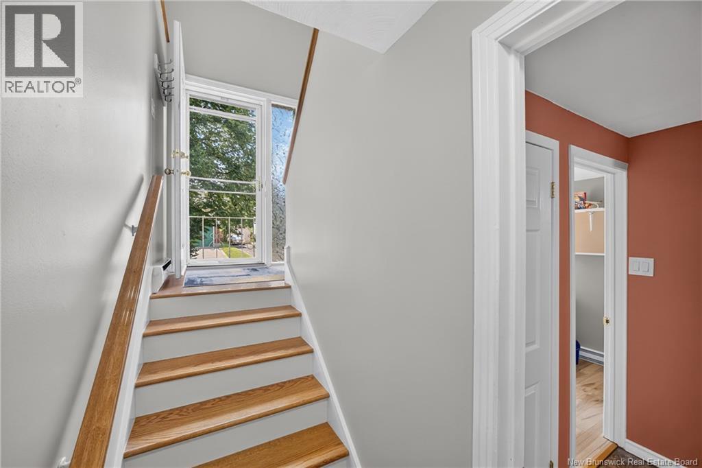 495 Mansfield Street - 16
