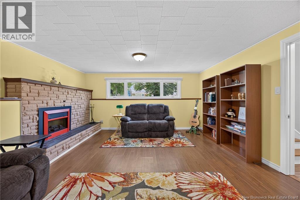 495 Mansfield Street - 21