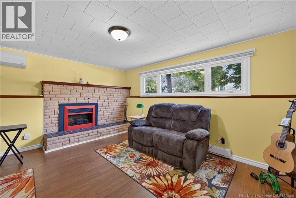 495 Mansfield Street - 23