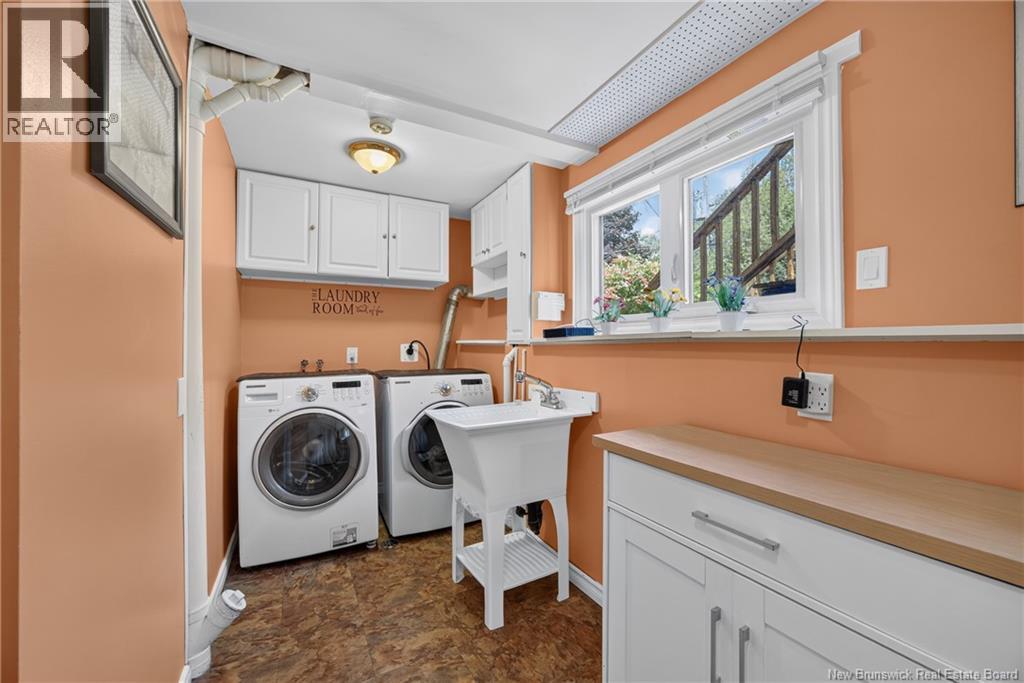 495 Mansfield Street - 24