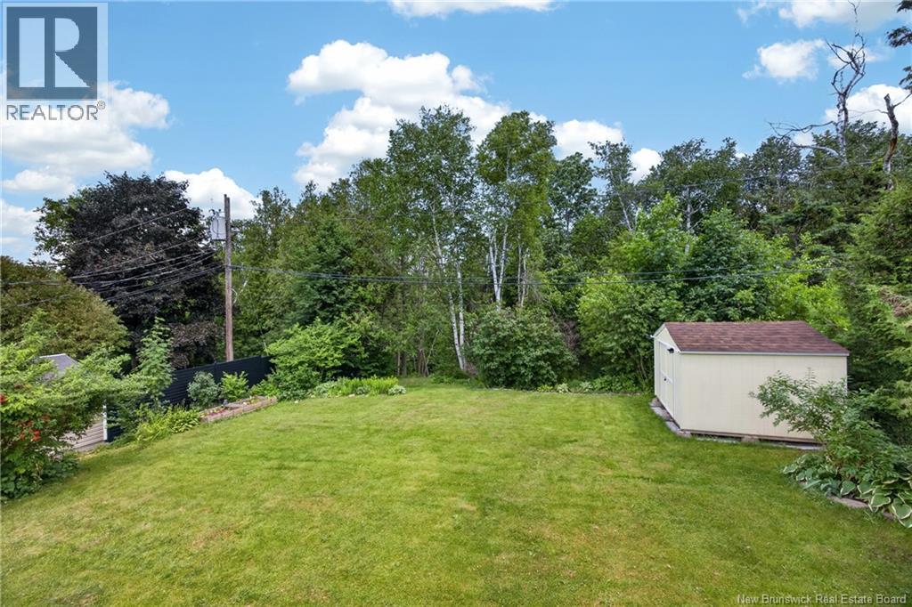 495 Mansfield Street - 27