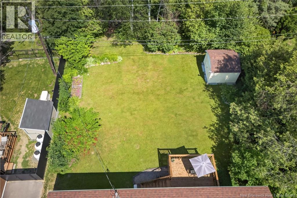 495 Mansfield Street - 28