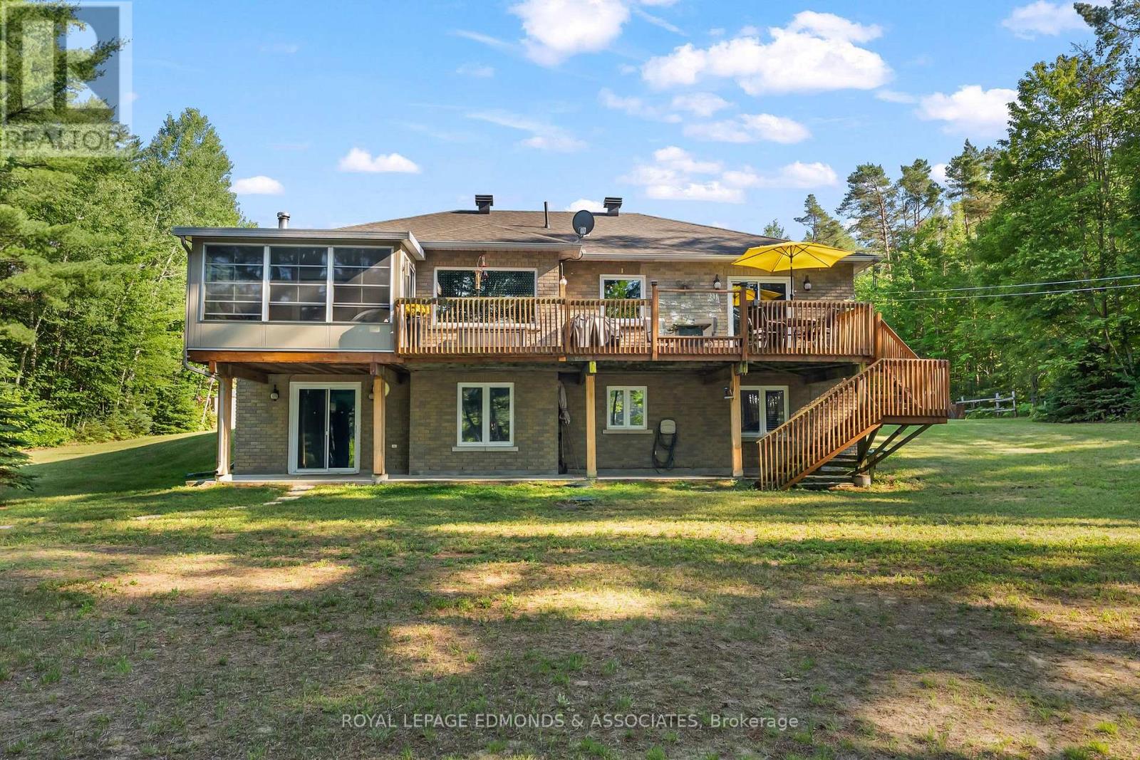 768 AIRPORT ROAD - 35