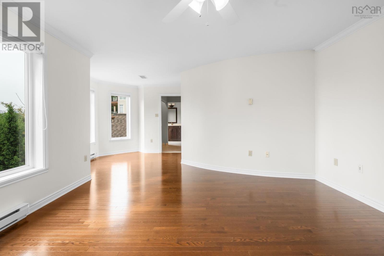 20 Cresthaven Drive - 24