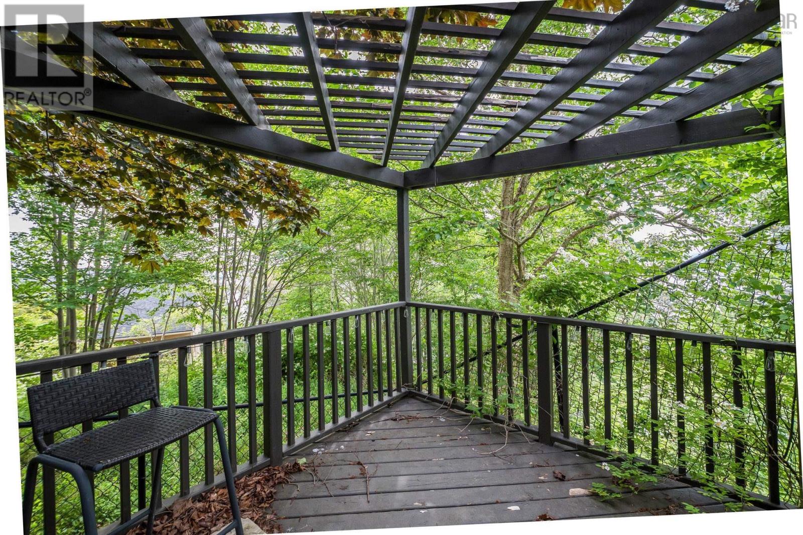 20 Cresthaven Drive - 46