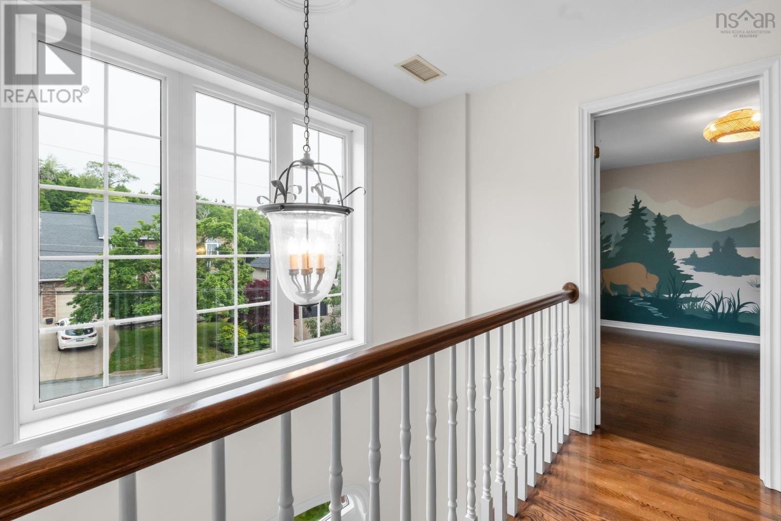 20 Cresthaven Drive - 29