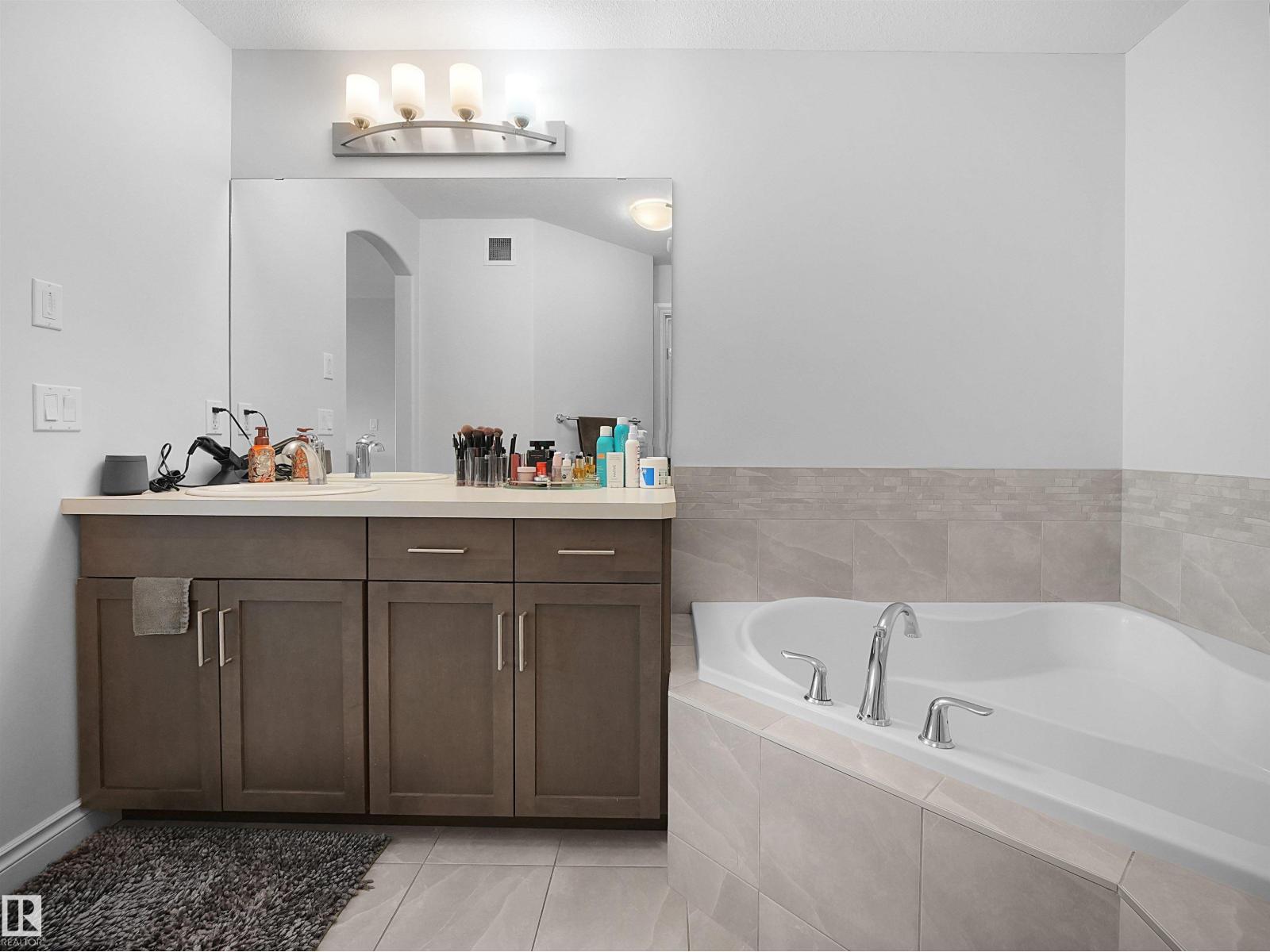 2690 KIRKLAND LINK LI SW - 18