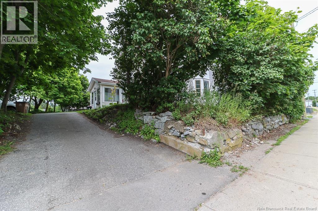 269 Millidge Avenue - 6