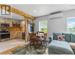 Living room - 42 Cornwall Road, Blockhouse, NS B0J2E0 Photo 11