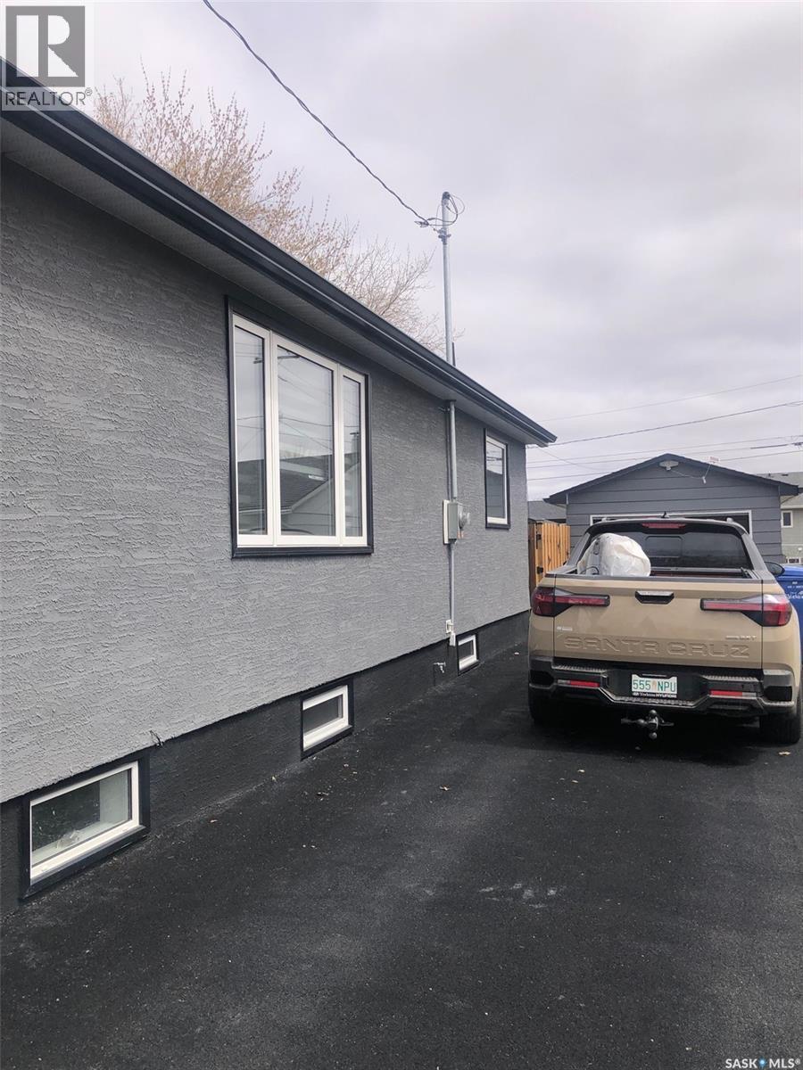 317 Maple AVENUE - 13