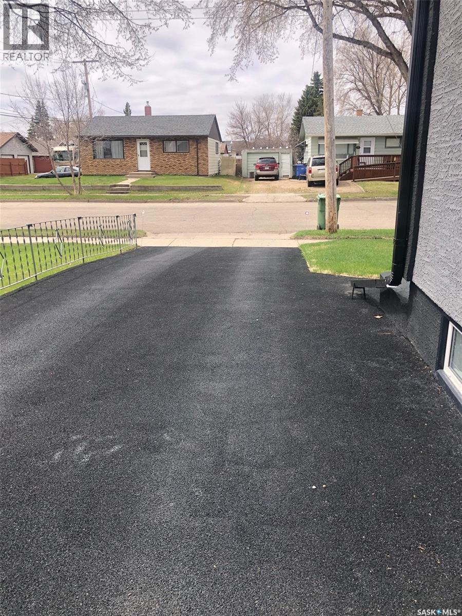 317 Maple AVENUE - 14