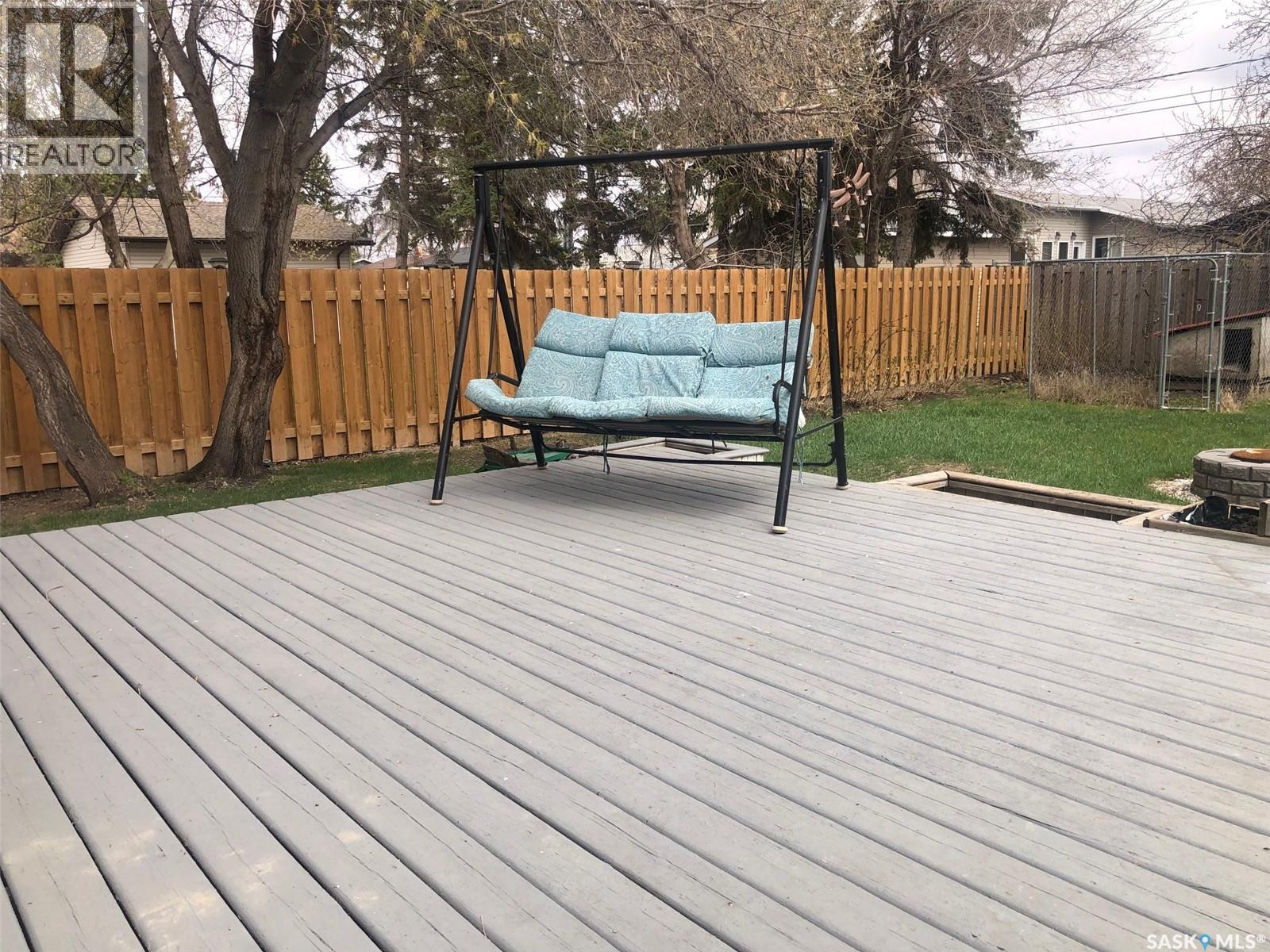 317 Maple AVENUE - 19