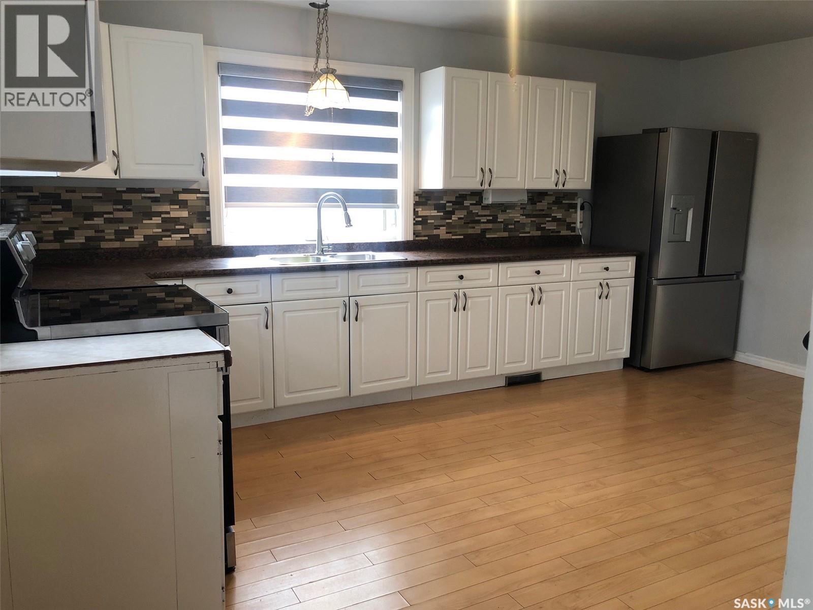 317 Maple AVENUE - 32