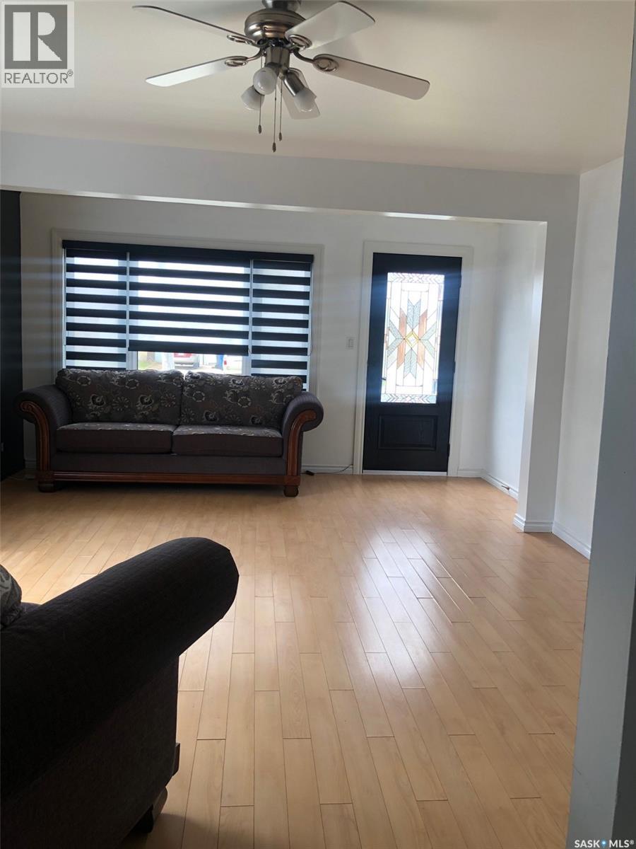 317 Maple AVENUE - 36