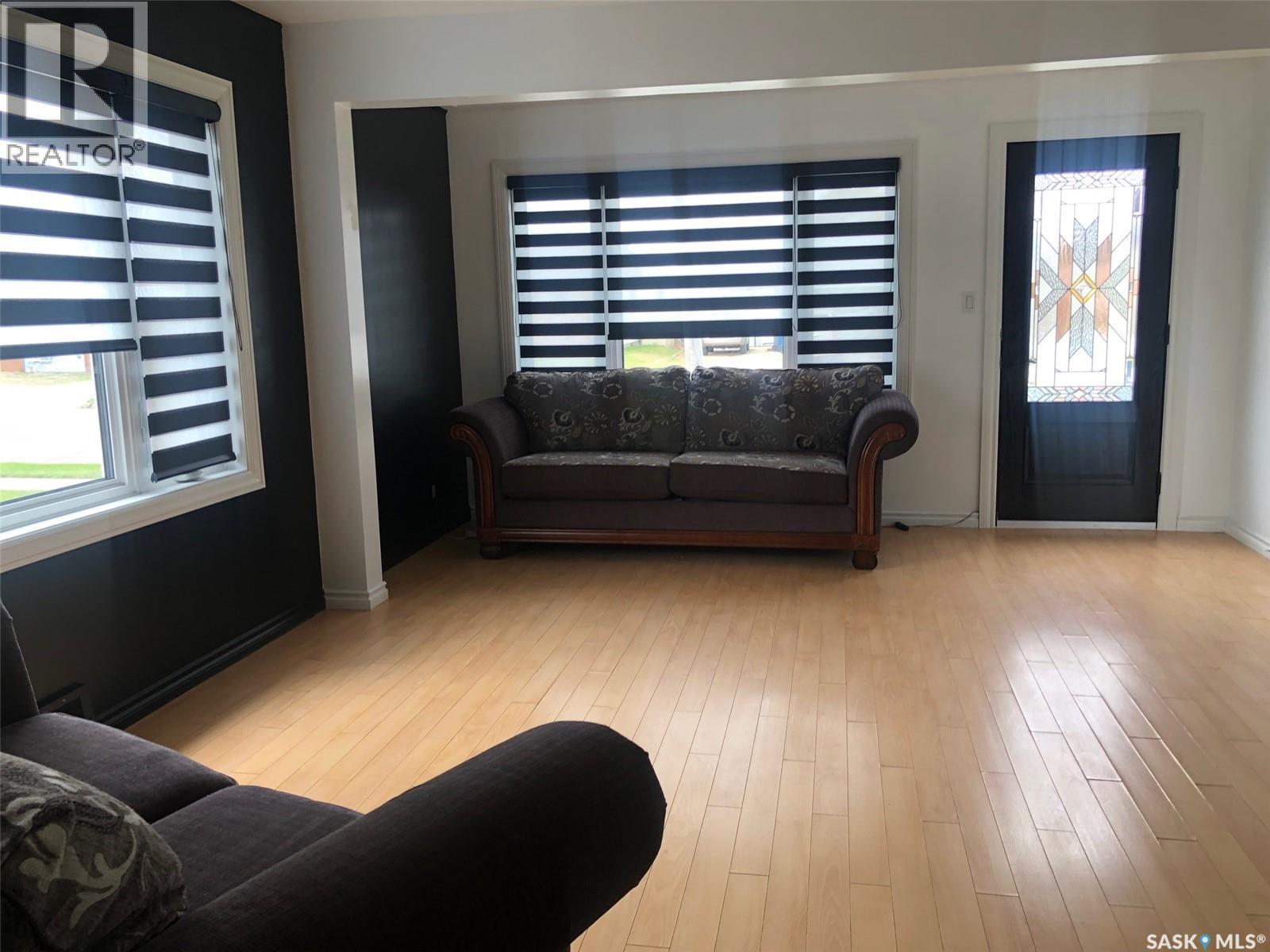317 Maple AVENUE - 37