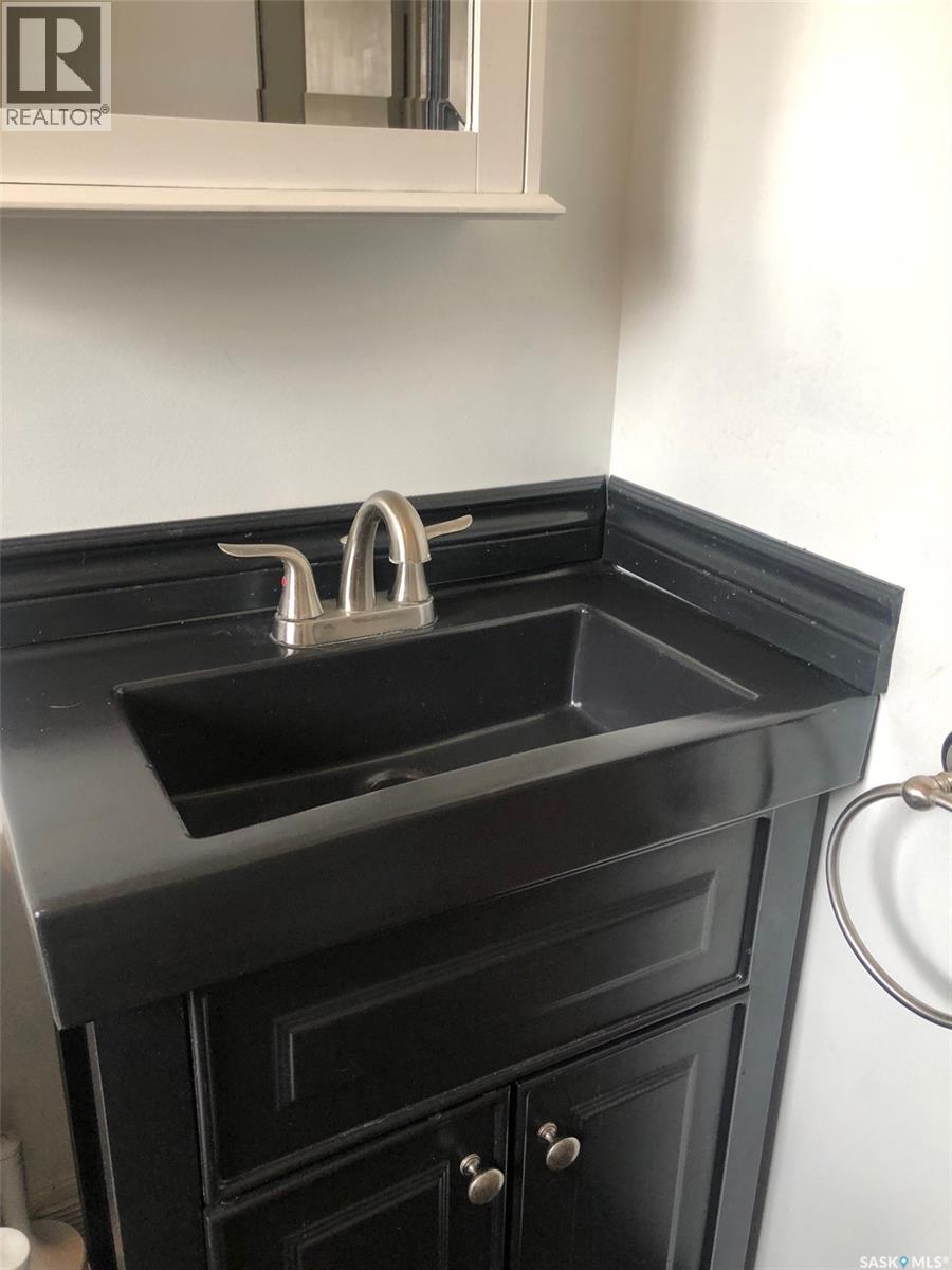 317 Maple AVENUE - 50