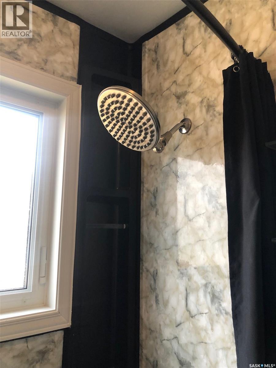 317 Maple AVENUE - 51