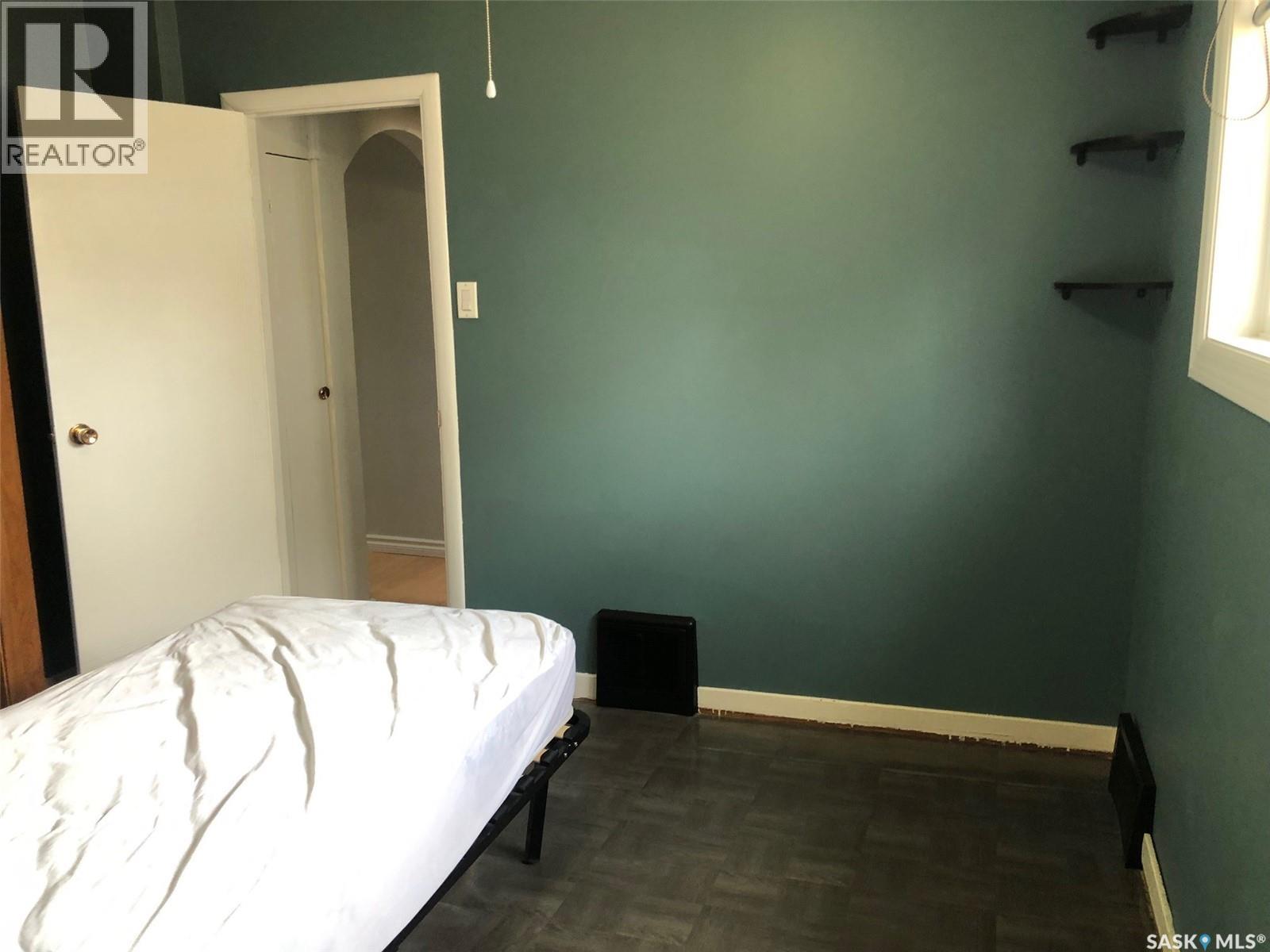 317 Maple AVENUE - 58