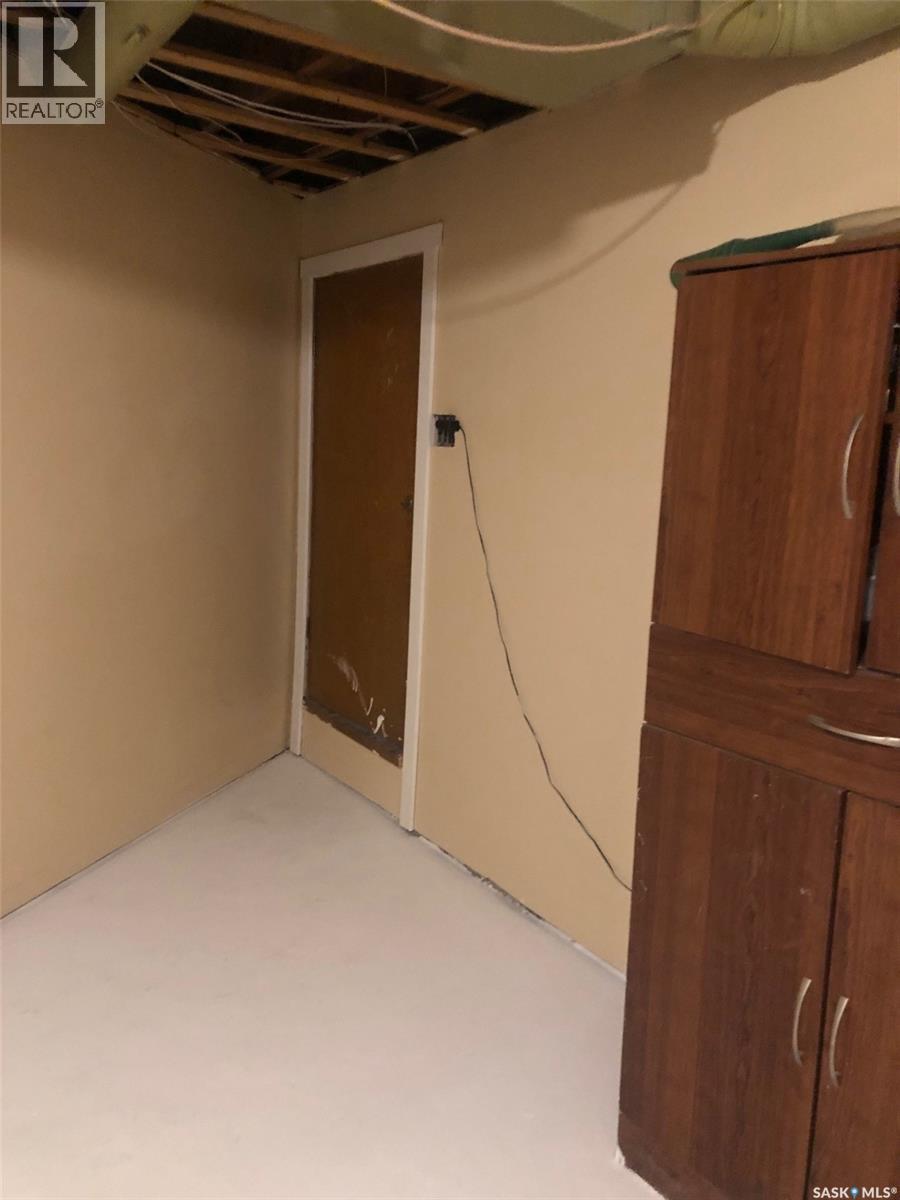 317 Maple AVENUE - 79
