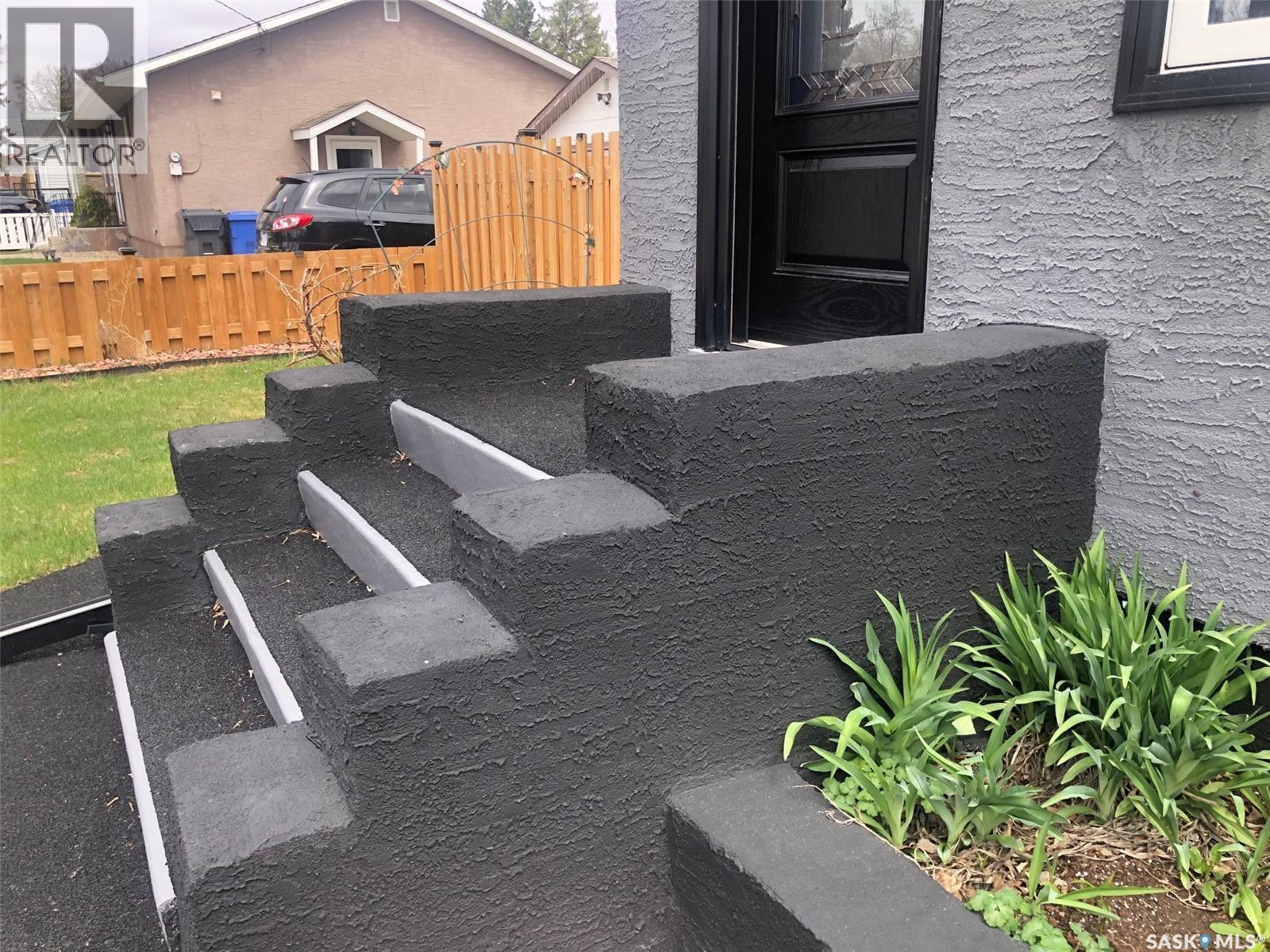 317 Maple AVENUE - 8