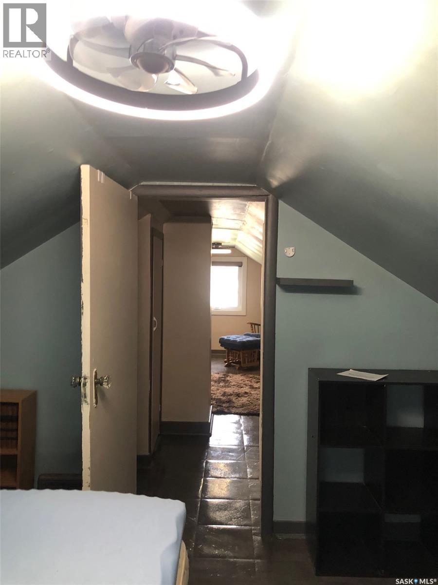 317 Maple AVENUE - 87