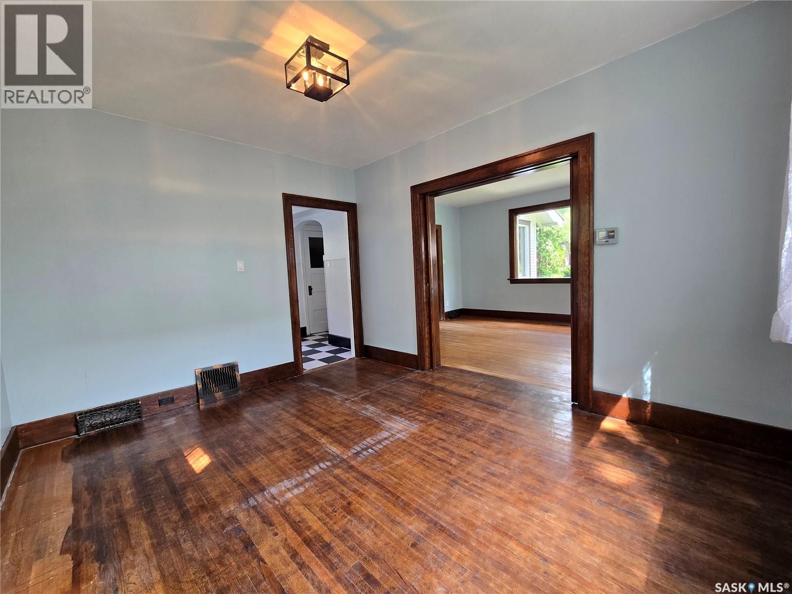 120 8th STREET E - 14