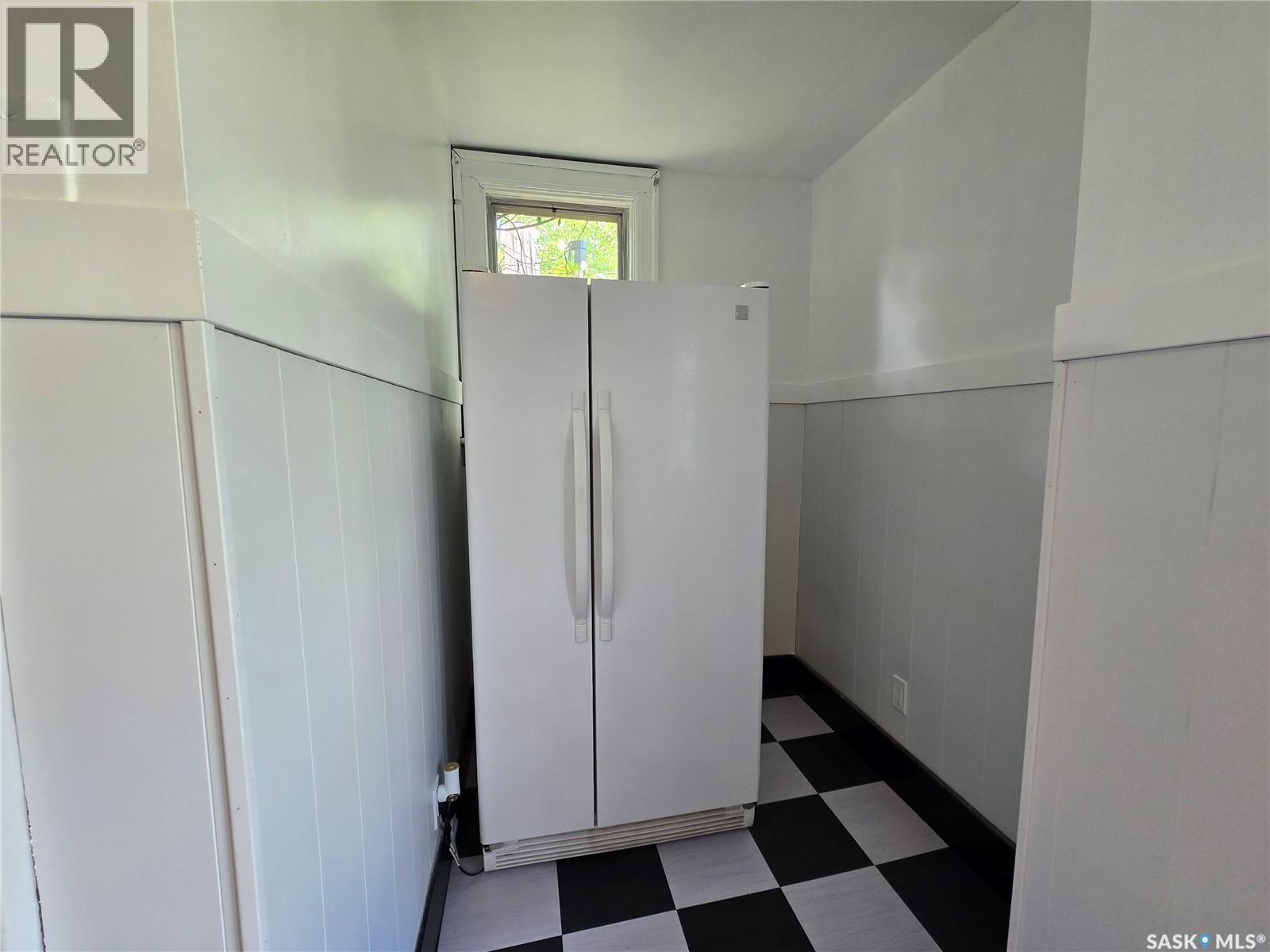 120 8th STREET E - 18