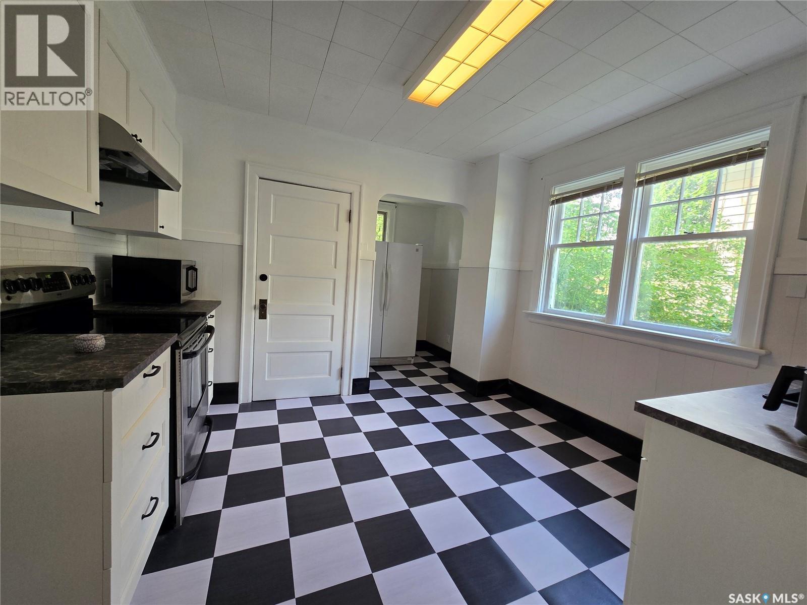 120 8th STREET E - 20
