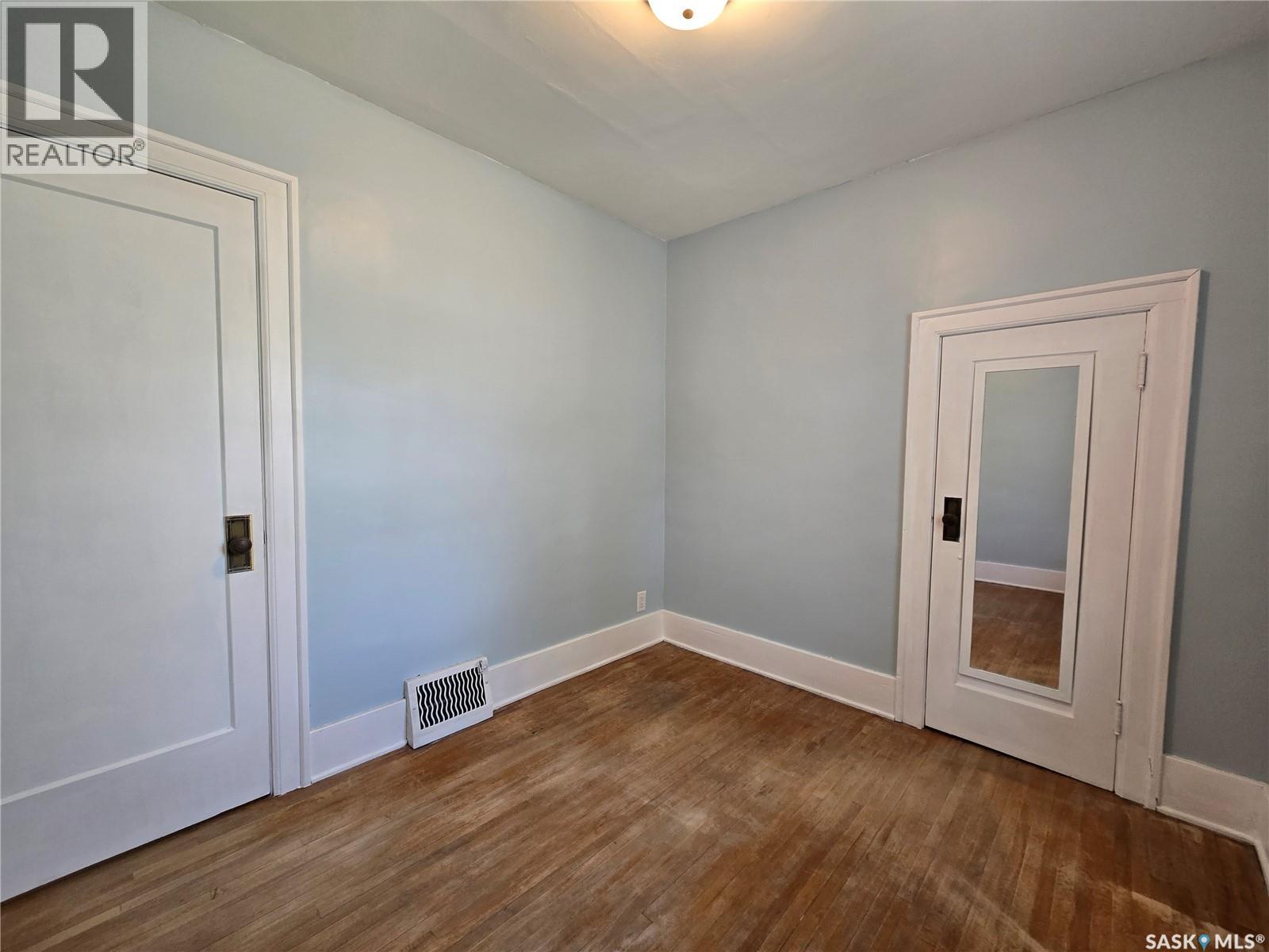 120 8th STREET E - 29