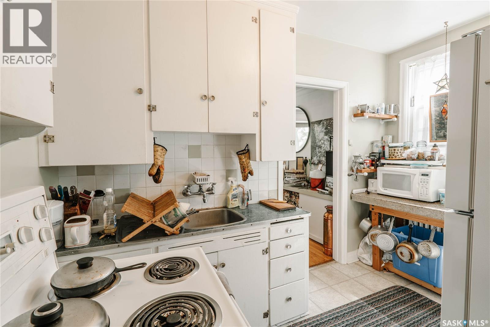 710 McPherson AVENUE - 38