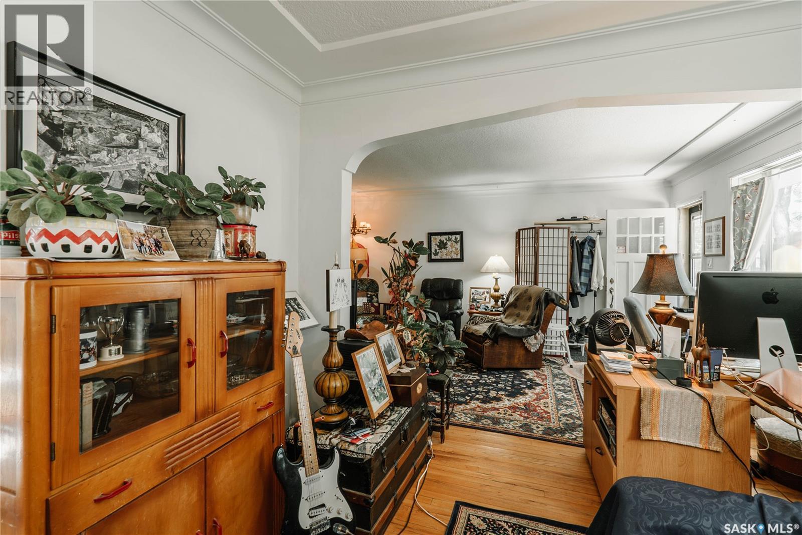 710 McPherson AVENUE - 40