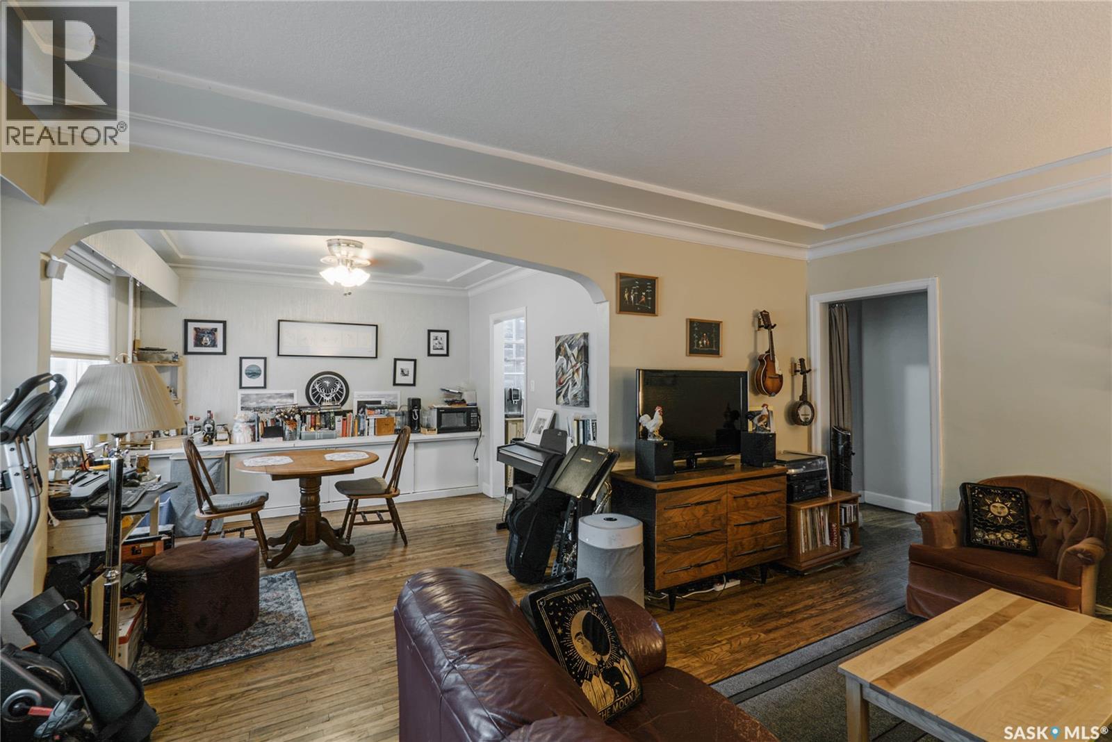 710 McPherson AVENUE - 48