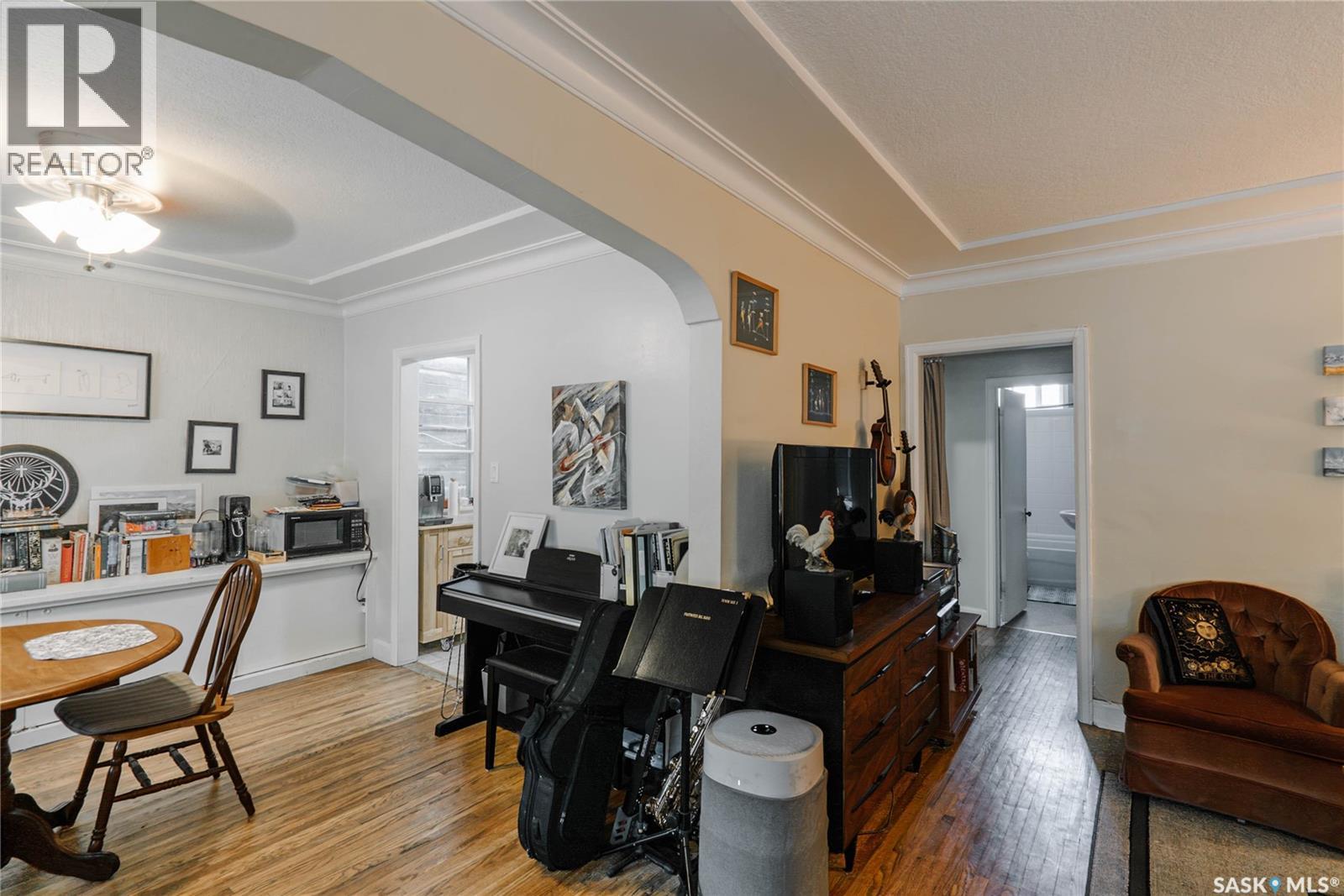 710 McPherson AVENUE - 49