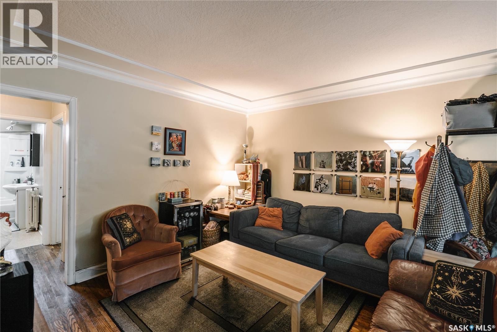 710 McPherson AVENUE - 51