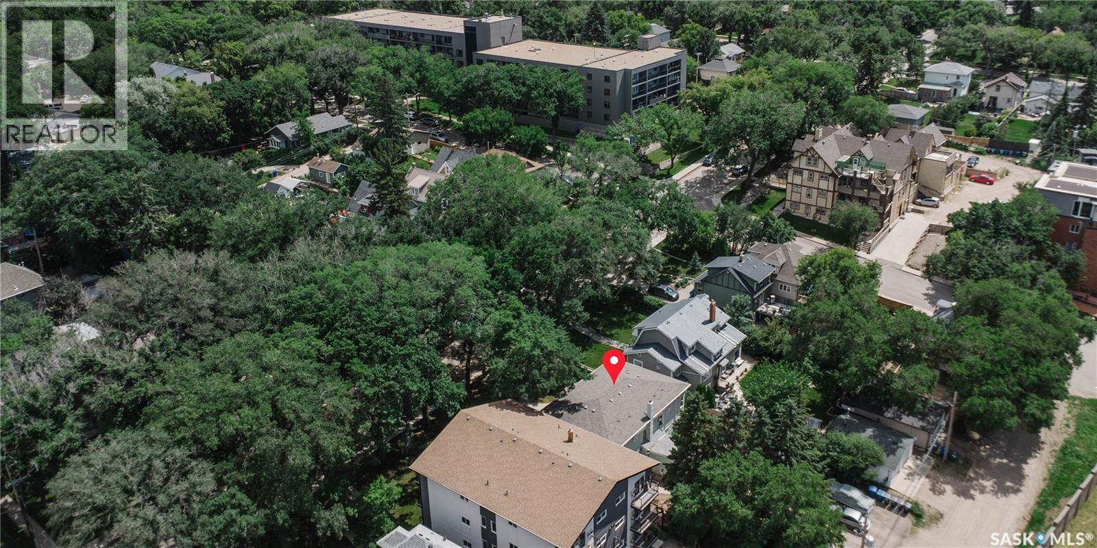 710 McPherson AVENUE - 71