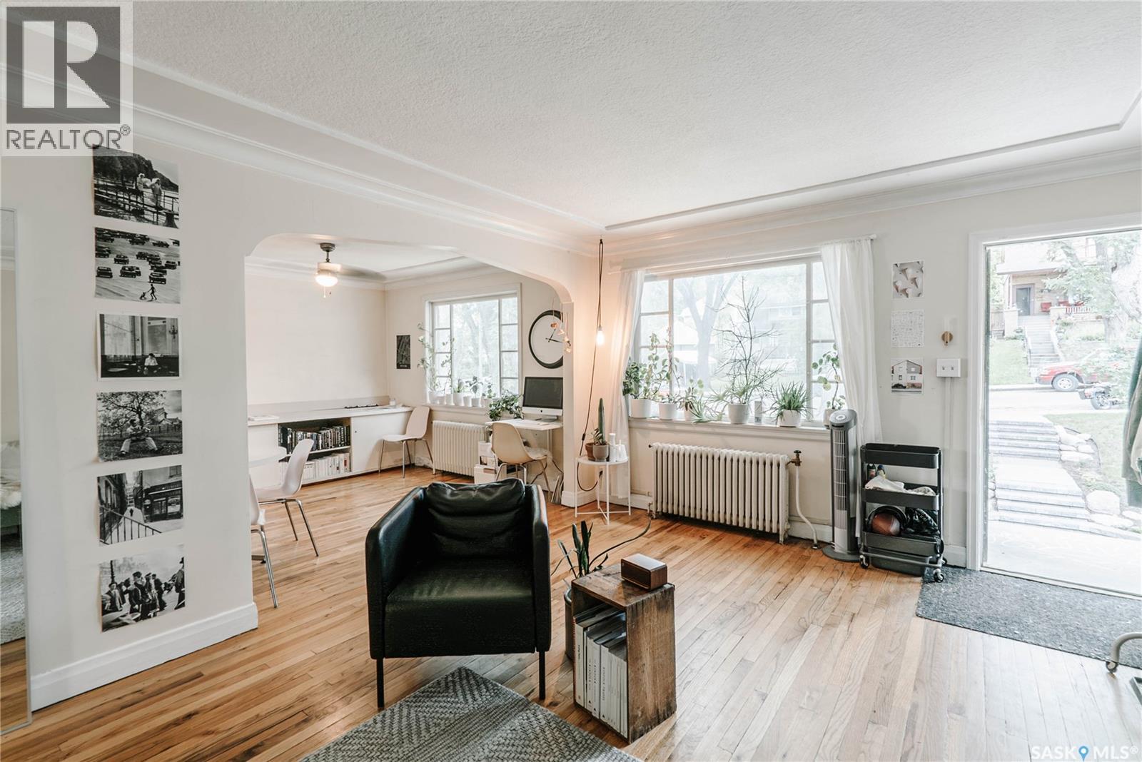 710 McPherson AVENUE - 9