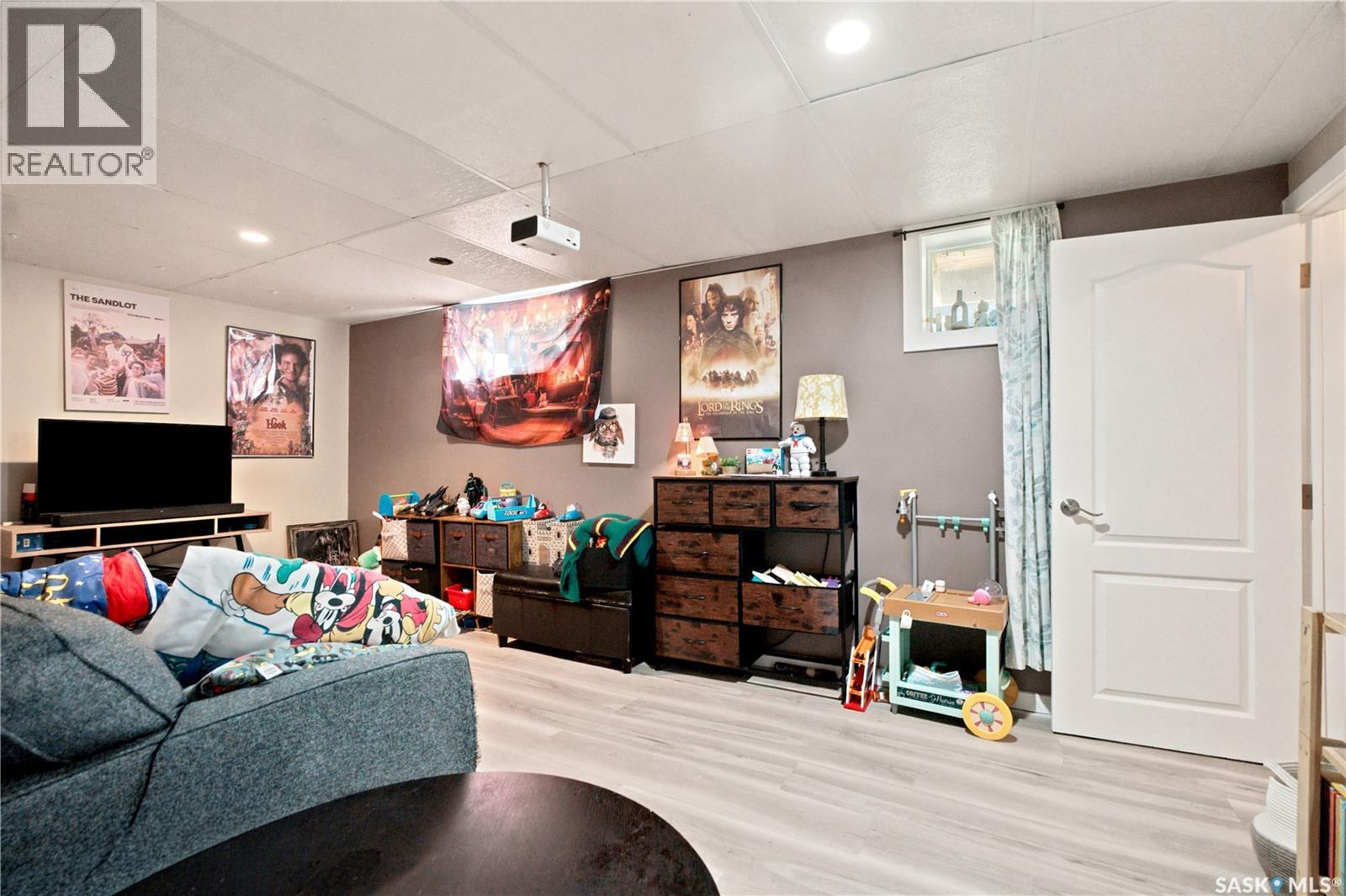 516 1st STREET S - Image 40