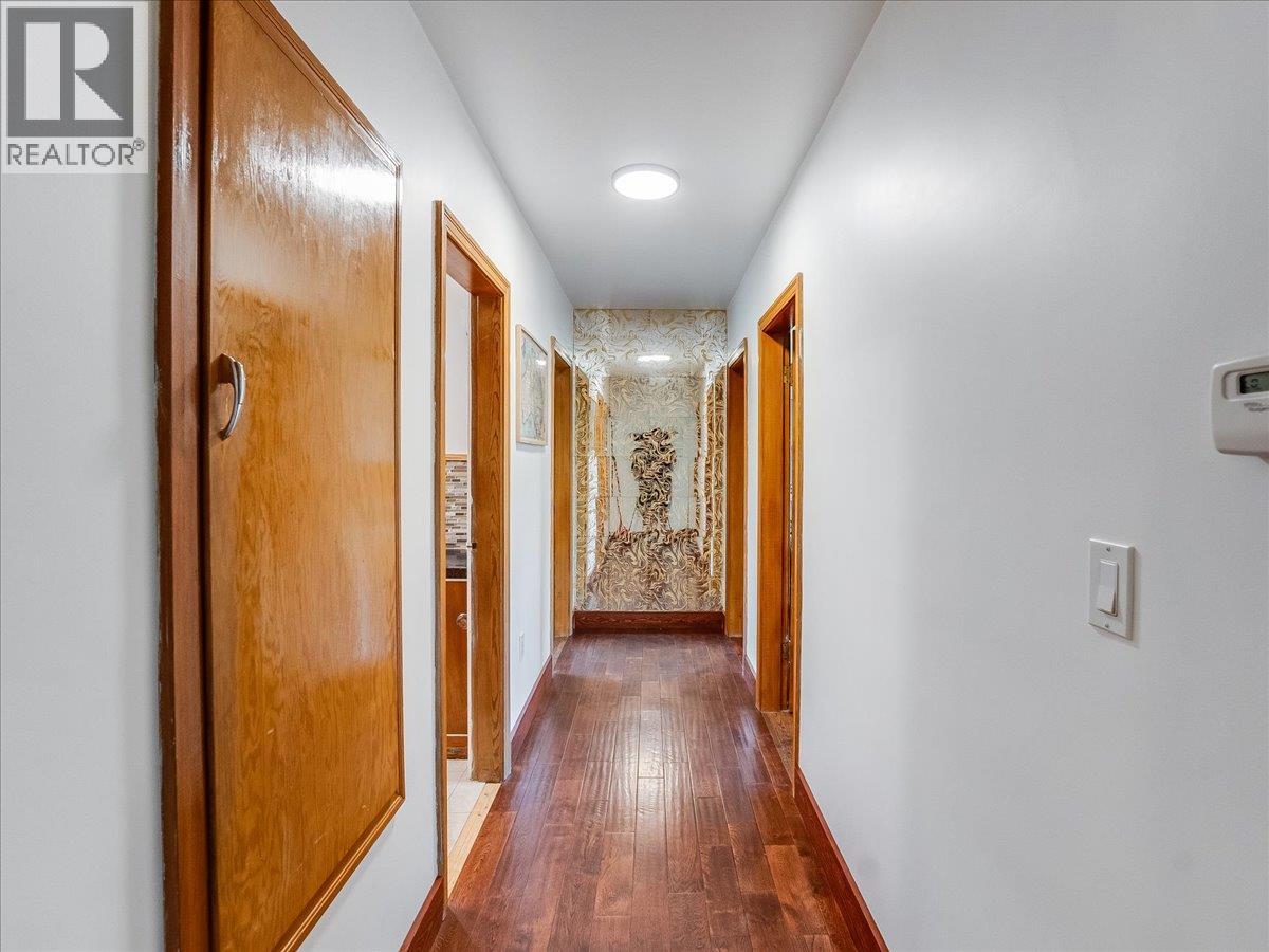 3177 SLOCAN PARK Road - 22