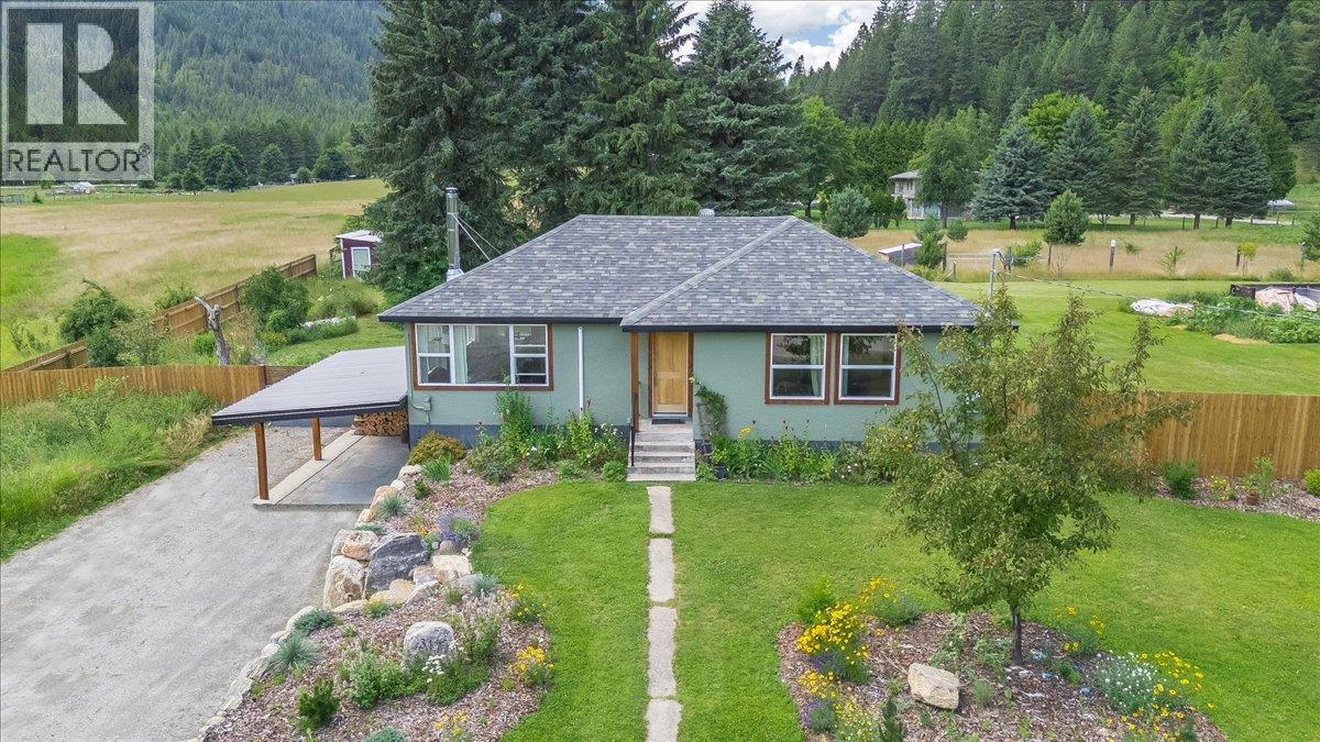 3177 SLOCAN PARK Road - 2