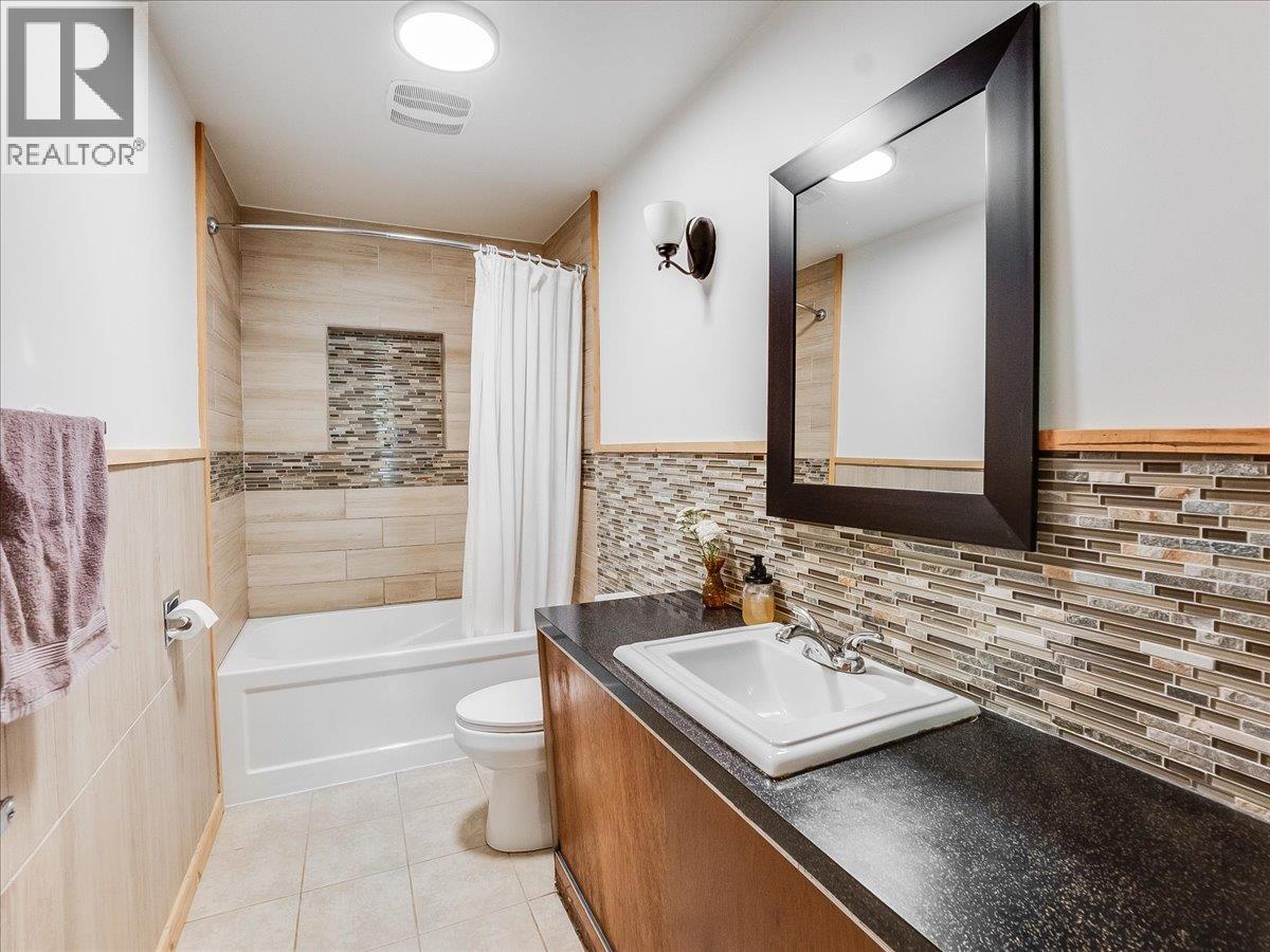 3177 SLOCAN PARK Road - 25