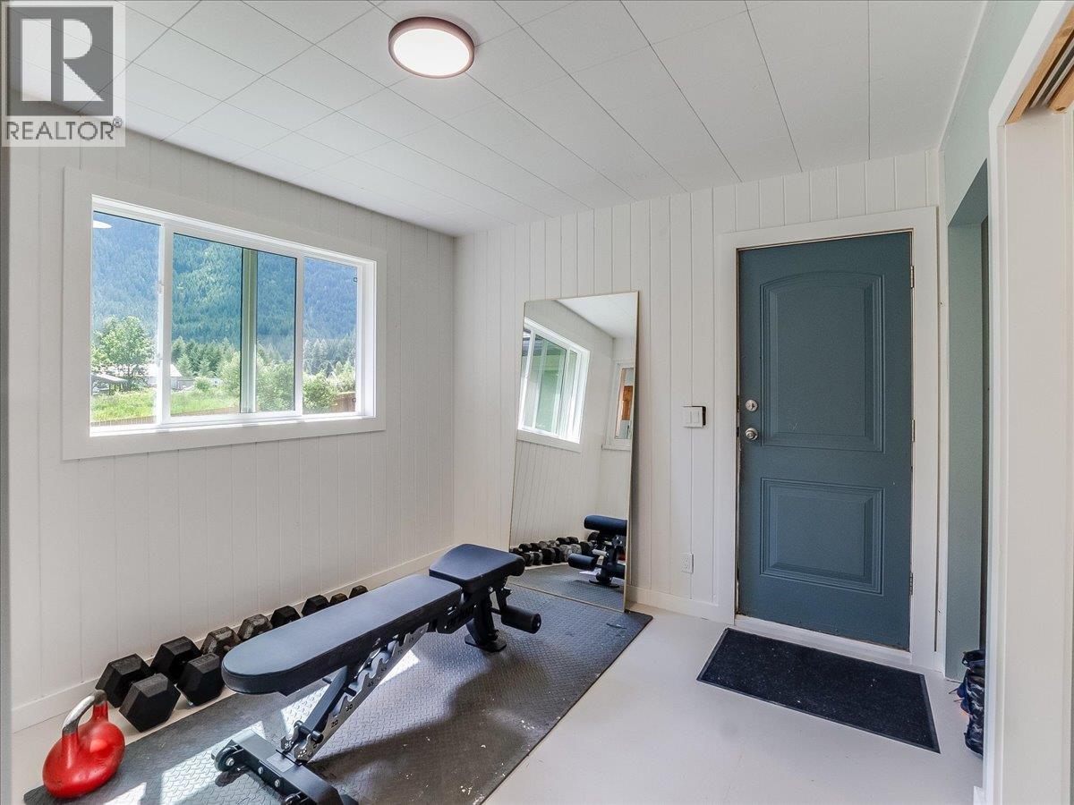 3177 SLOCAN PARK Road - 23