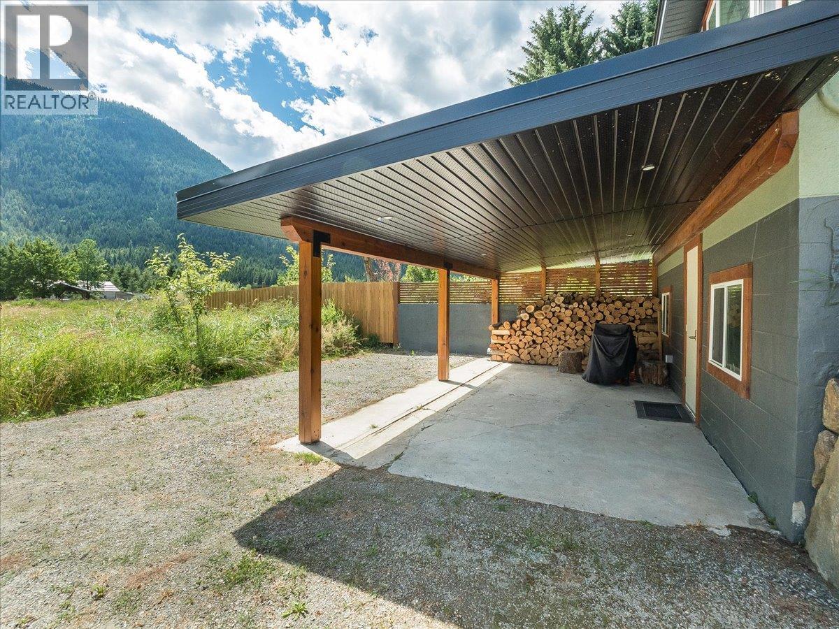 3177 SLOCAN PARK Road - 29