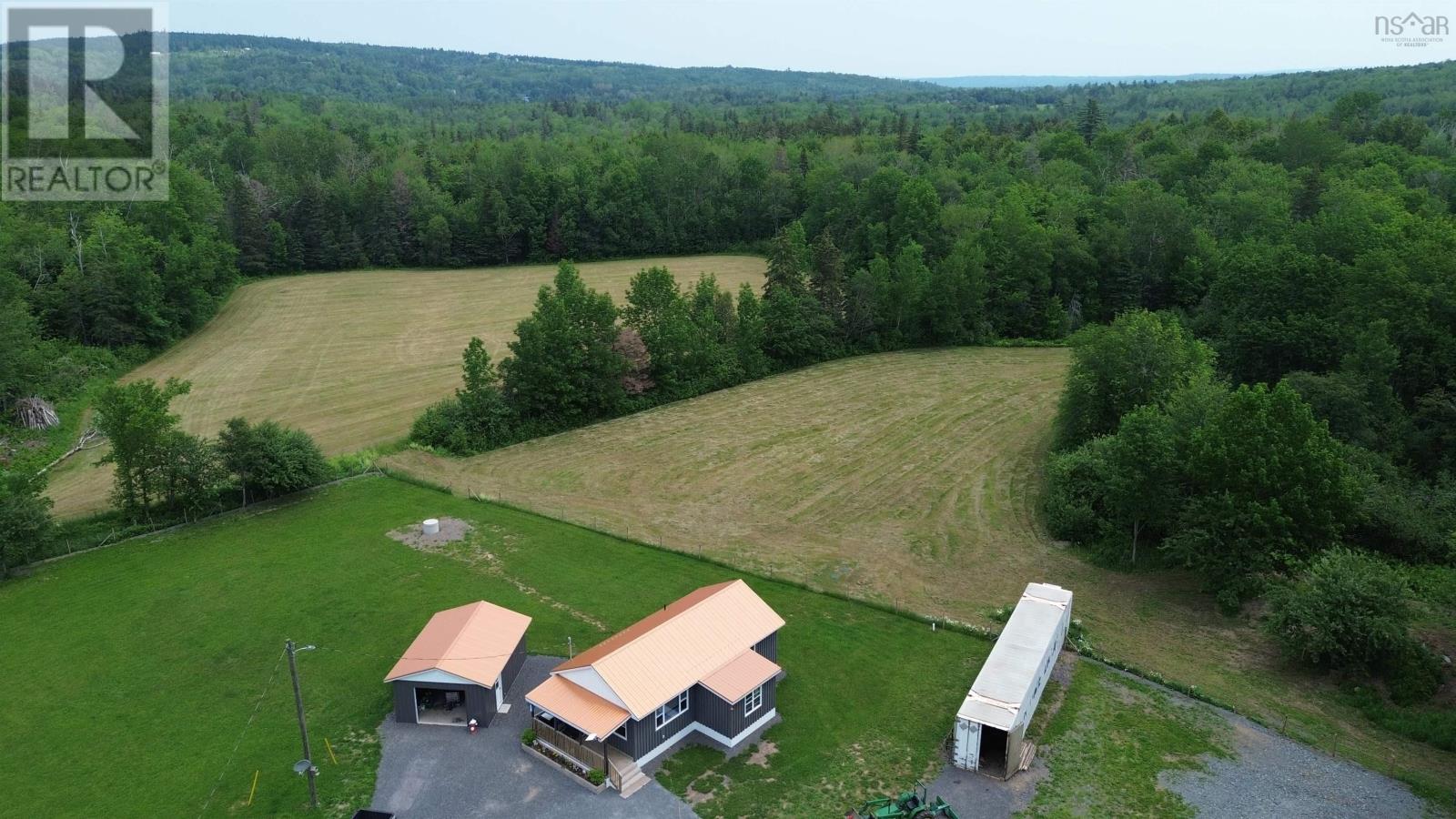 Property photo of 24 Limerock Rd