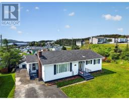 15 Bayview Drive thumbnail 3