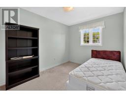 15 Bayview Drive thumbnail 31