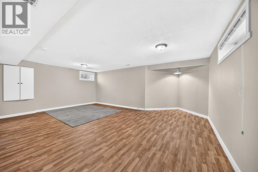 145 Martinvalley Crescent NE - 34