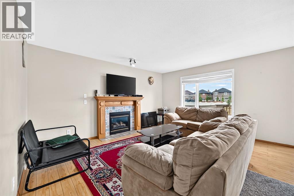 145 Martinvalley Crescent NE - 13
